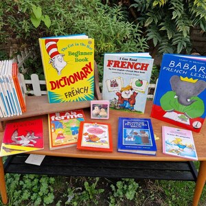 Fabulous collection of 14 French language used vintage children&#39;s books. One previous owner