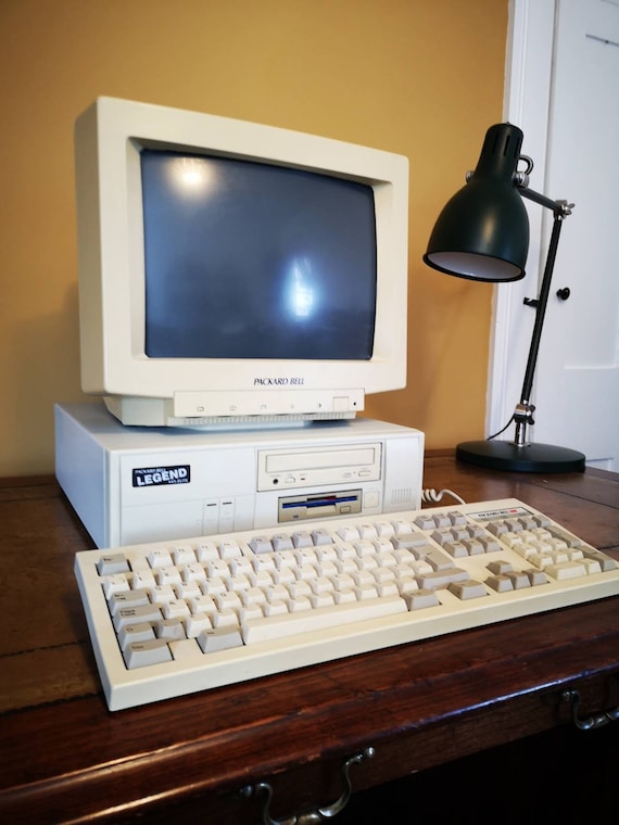 Original 1987 Packard Bell 386SX Legend With Monitor and Keyboard