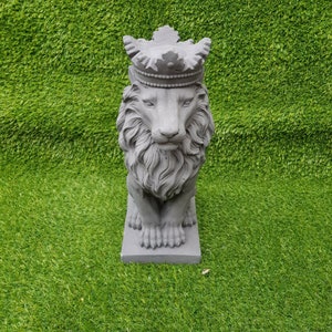 Dipped Latex  Mould to make Lion with crown ornament suitable for Concrete or Plaster of Paris