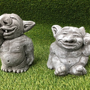 Dipped Latex Mould to make Trolls (Ear and nose picking) ornament suitable for Concrete or Plaster of Paris