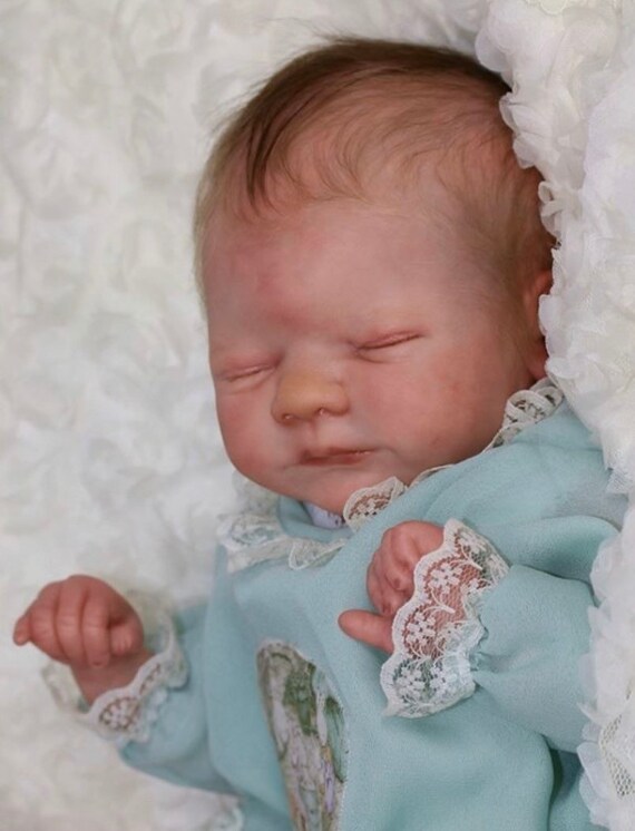 mini bébé reborn