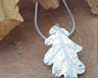 Silver Oak Leaf Necklace, Handcrafted nature jewellery, Autumn Jewellery, Autumn Tree Necklace, Unique gift for Her, Silver Necklace
