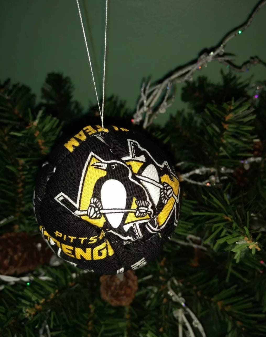 Pittsburgh Penguins Christmas ornament | Etsy
