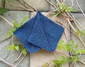 Set di presine rustiche in maglia: arredamento in stile rustico color denim blu