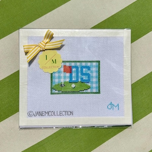 Inserto personalizzato (5 x 7,6 cm) in tela ricamata a punto croce e dipinto a mano per etichetta da sacca da golf/bagaglio