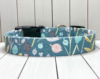 Floral Dog Collar, Handmade, Fabric Covered Nylon Webbing Core ~ Gray Meadow Floral