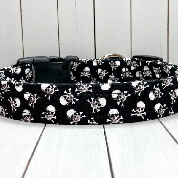 Pirate Dog Collar, Handmade, Fabric Covered Nylon Webbing Core ~ Black Skull & Crossbones