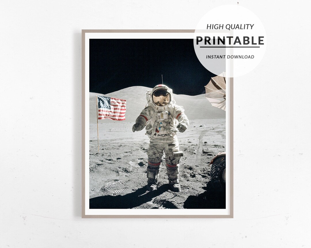 Astronaut on Moon, Astronaut Print, Astronaut Poster, Moon Print Art ...