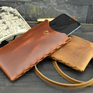 Small Crossbody Cell Phone  Purse ,Crossbody Bag ,Slim Phone Bag, Leather, Phone Shoulder Bag, Crossbody Bag for Mobile Phone, Phone Carrier