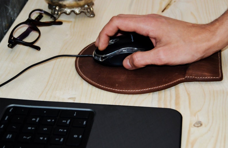 Protect your wrist !Mouse Pad Comfortable and Durable With Ergonomic Wrist Support made of Leather .Great gift for friends Work on PC