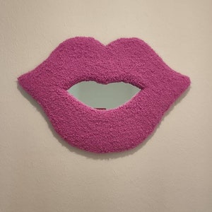 Tufted mirror,Lips mirror, handmade home decor, handtufted mirror image 5