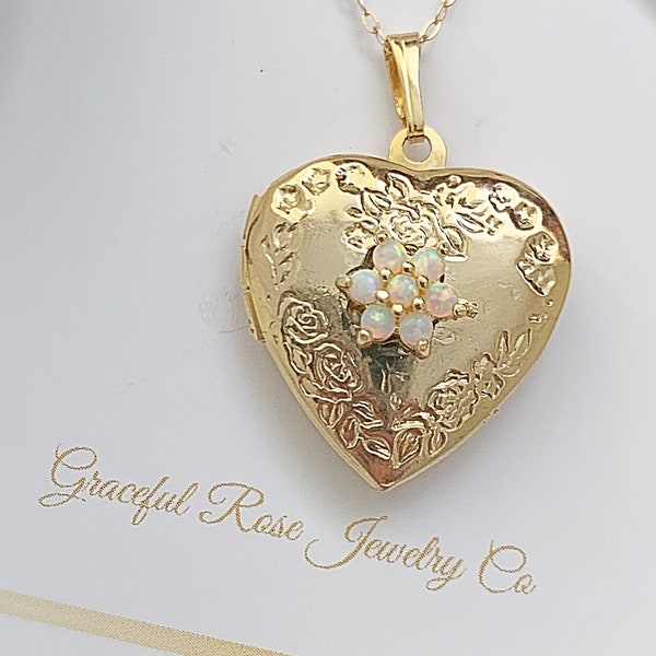 Best Christmas Gift for Mom, Grandmother, Great Grandma, Aunt, Rose Gold Necklace, Flower Locket, Keepsake Photo Frame Charm Opal jewelry