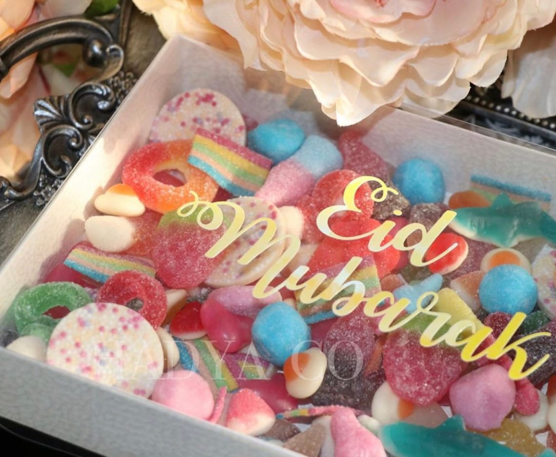 Family Sweet Tray of Halal Sweets HMC Gift Box/ Platter Etsy