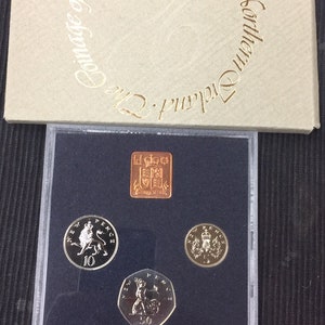 1976 Coins of Great Britain Royal Mint Issue Coin Set Proof Set