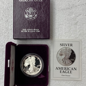 1992 S Proof American Silver Eagle in Original Box with Certificate of Authenticity