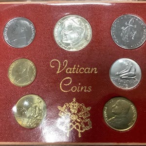 Pope John Paul II Vatican City Souvenir Coin Set  200 Lire 100 Lire 50 Lire 20 Lire and 10 Lire Coins Very Low Mintage