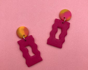 Emma| Pendientes hechos a mano con declaración de arcilla polimérica | Remolinos | De moda Retro Colorido | Multicolor