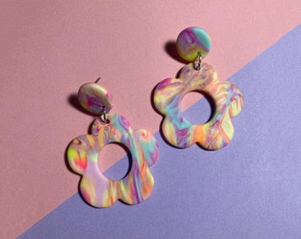 Lirio | Pendientes hechos a mano con declaración de arcilla polimérica | Poder de las flores |  De moda Retro Colorido | Multicolor