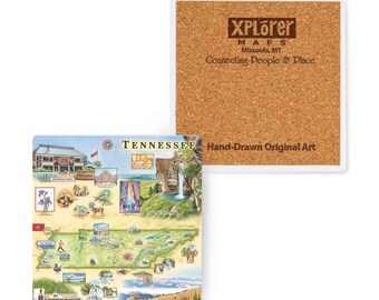 Może przedstawiać: Dwa kwadratowe ceramiczne podstawki. Jedna przedstawia mapę stanu Tennessee z ilustracjami zabytków. Druga ma korkowe podłoże i tekst: "XPLorer Maps Missoula, MT Connecting People & Place" oraz "Hand-Drawn Original Art".