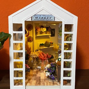 Kącik książkowy Kwiaciarnia Prezent urodzinowy Diorama podpórki do książek