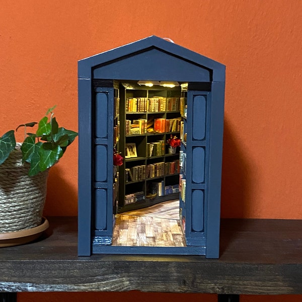 Library Book Nook Birthday Gift Bookend Diorama Home Decoration