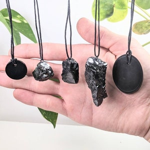 Elite Schungit Anhänger EMF Schild handgemachte Halskette etc