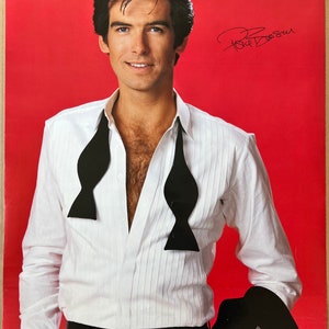 Póster original vintage Pierce Bronson 007 Actor 1984 Póster Película Memorabilia