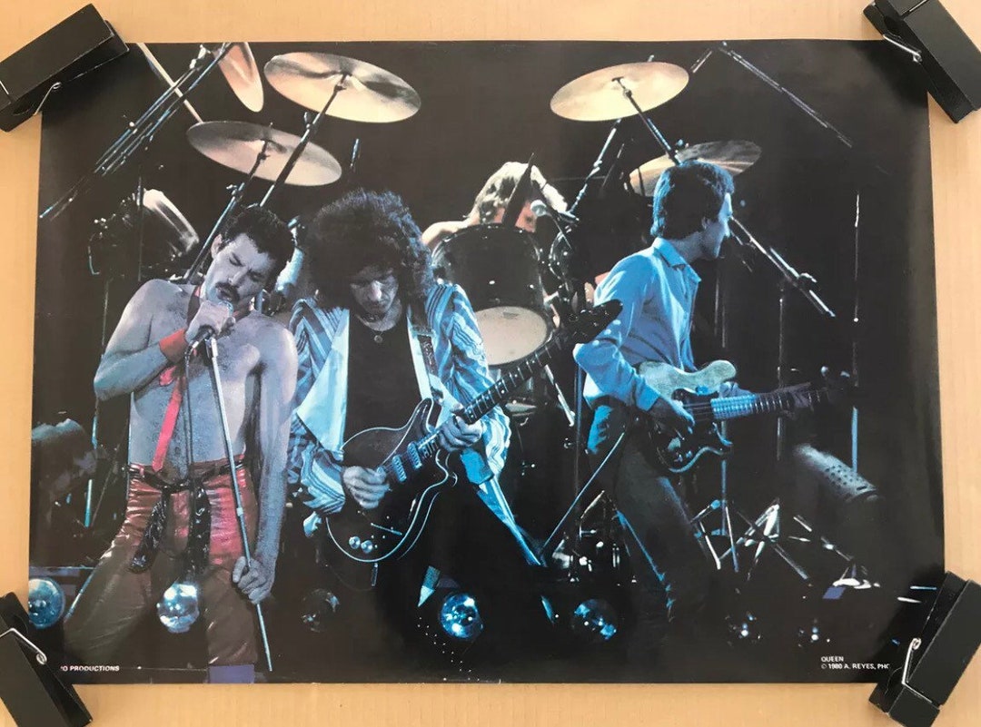 Vintage Original 1980 Queen Freddie Mercury Poster Stage Rock Music  Memorabilia - Etsy México, image size:1080x801