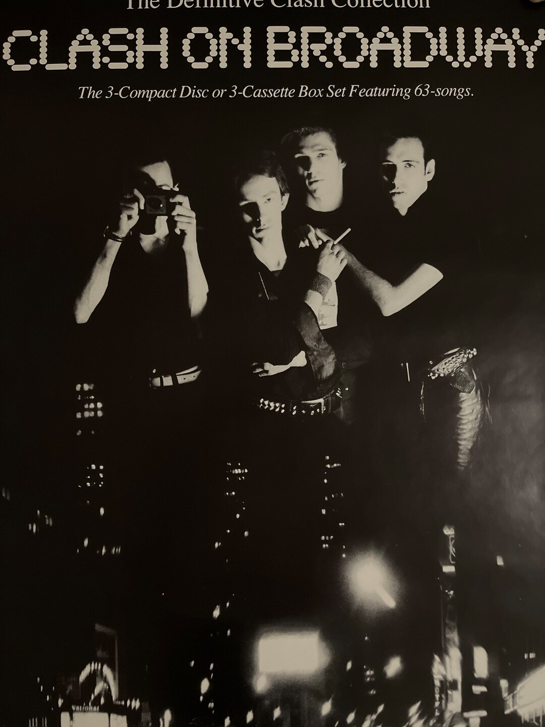 クラッシュ・オン・ブロードウェイ　Clash on Broadway The Clash - Clash On Broadway - Amazon.com Music