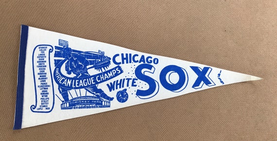 Vintage Original 1980s Chicago White Sox Baseball Pennant Flag 