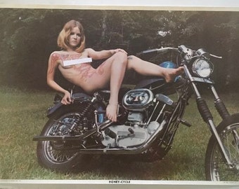 Honey Cycle Vintage Poster Naked Painted Woman Pin-up Harley Davidson Speedster 1970's