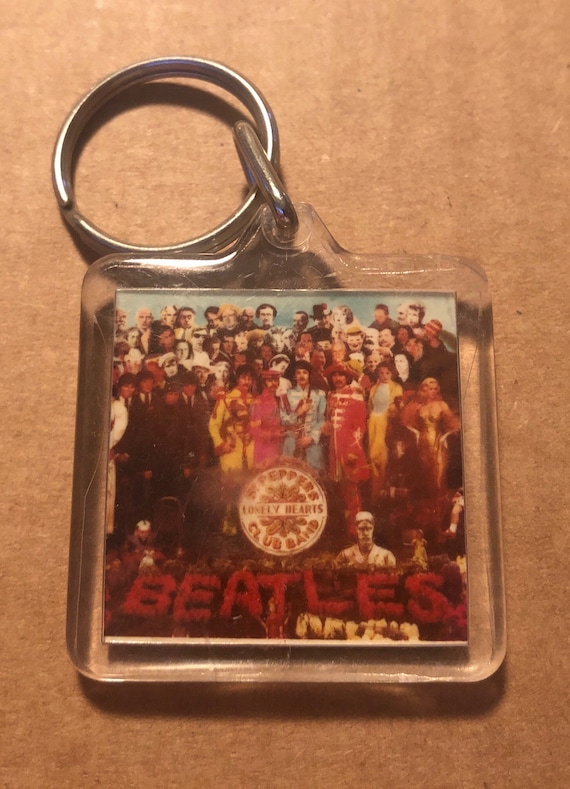 Vintage Keychain The Beatles Sgt Peppers lonely h… - image 1