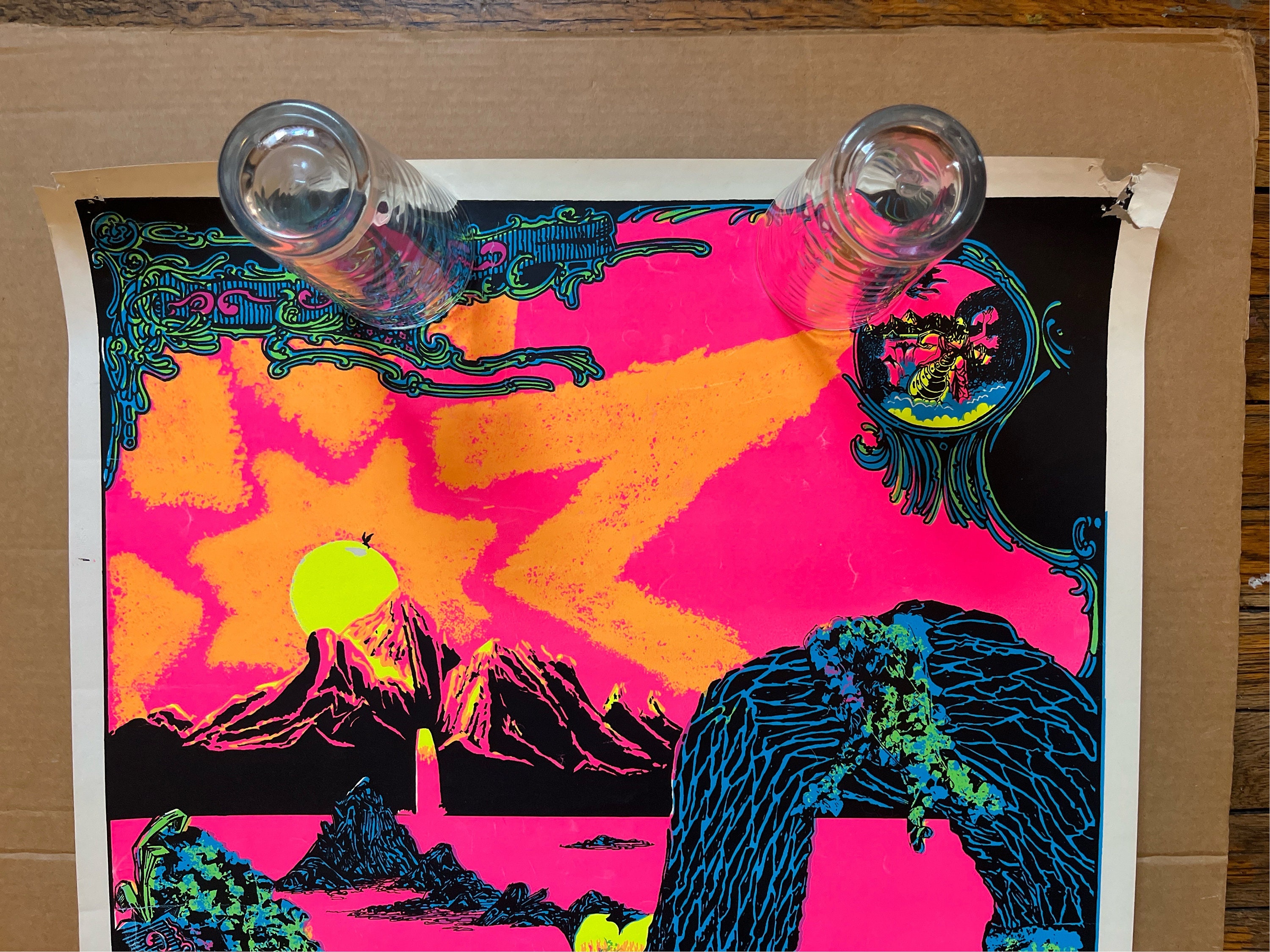 ビンテージ ブラックライト ポスター 滝 サイケデリック パラダイス 山