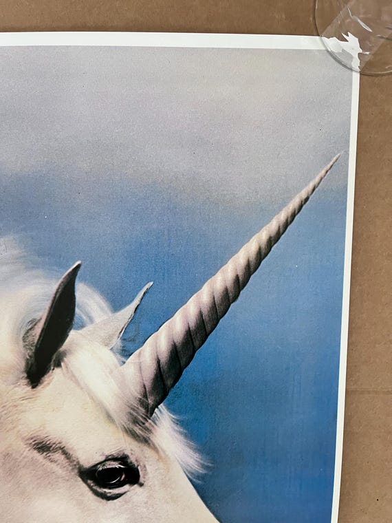 Affiche Vintage Auto Corre La Licorne – Poster 50x70cm, Papier, Neuve