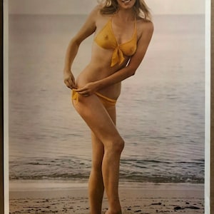 Original Vintage Poster Think Metric 92-61-92 Sexy Woman Lady measurements 60s