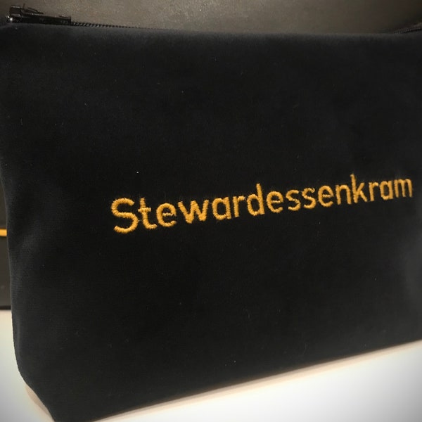 LH Design Tasche Stewardessenkram  dunkelblauer Samt gelber Stickerei