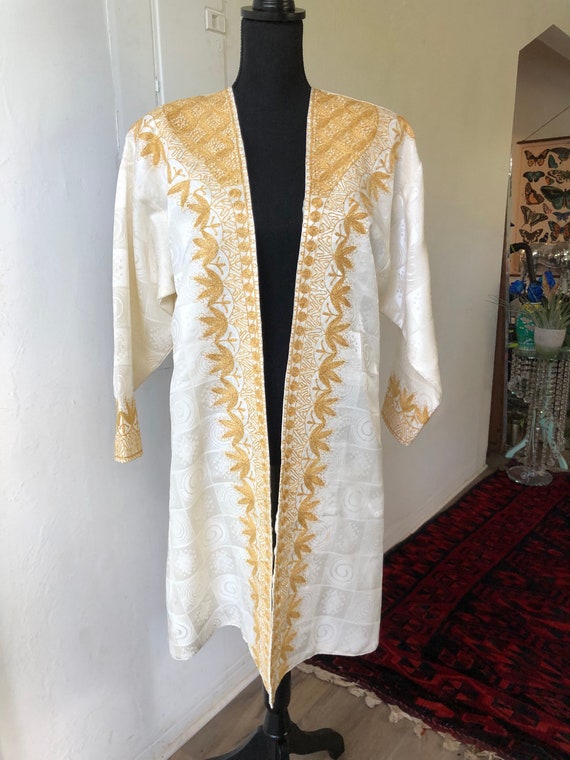 Vintage Gold and Cream Kimono 1970s Woodstock Hip… - image 5