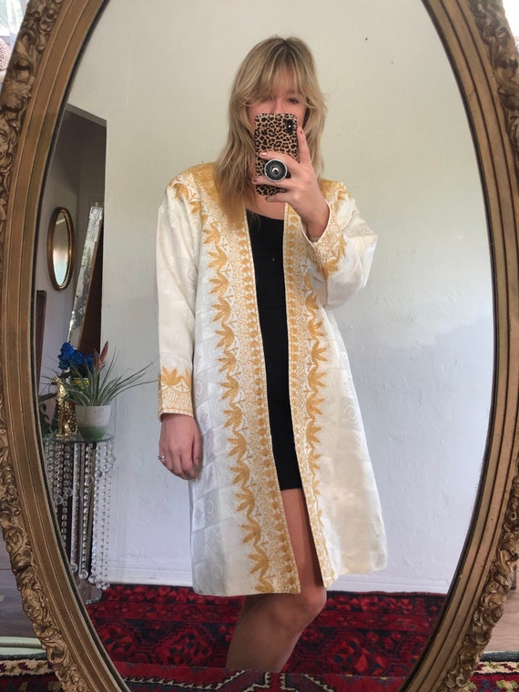 Vintage Gold and Cream Kimono 1970s Woodstock Hip… - image 6