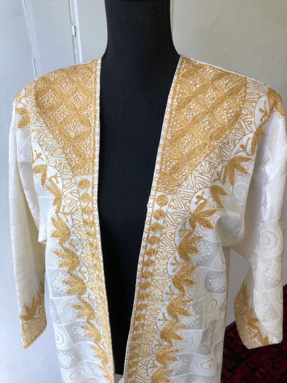 Vintage Gold and Cream Kimono 1970s Woodstock Hip… - image 7