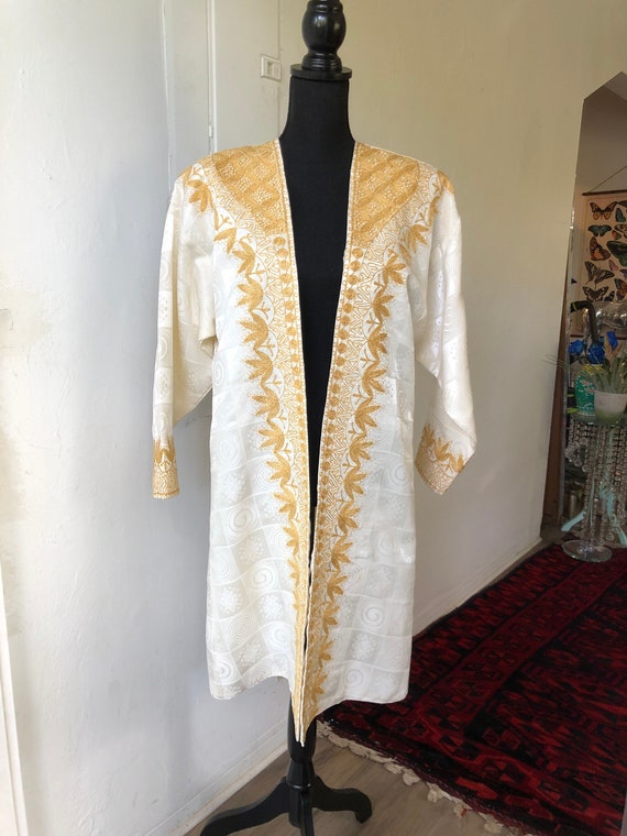 Vintage Gold and Cream Kimono 1970s Woodstock Hip… - image 2