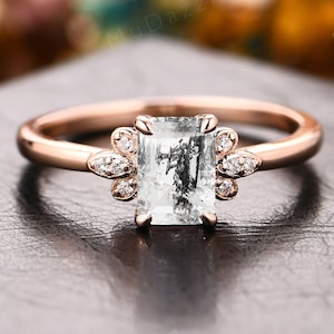 Raw Diamond Anniversary Ring for Girl// Danity 5x7mm 1.0CT Emerald Cut Herkimer NY Quartz Diamond Ring// Salt Pepper Diamond Ladies Jewelry