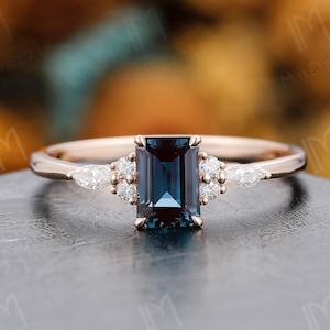 Prong Set Emerald Cut Blue Alexandrite Ring Solid Gold Antique Alexandrite Wedding Ring// 1.0CT Alexandrite June Birthstone Ring Jewelry