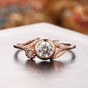 Bridal Ring//Promise Ring// Anniversary Ring Gidt// 5mm Round Moissanite Engagement Ring 14k Rose Gold// Handcrafted Simulated Diamond Ring