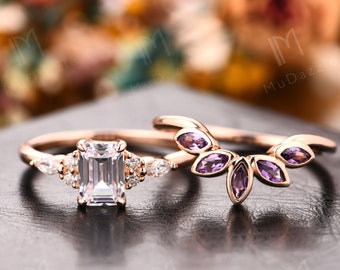 2PCS Bridal Sets//1.0CT Emerald Cut 5x7mm Moissanite Ring Set// Simulated Diamond Engagement Ring Rose Gold// Vintage Moissanite Wedding Set
