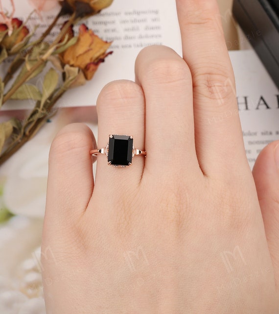 Anillo de joyeria artesanal Anillo de mujer de agata negra natural Solitario 8x10 mm Corte esmeralda Anillo de compromiso de boda de piedra preciosa de onix negro natural Etsy Espana