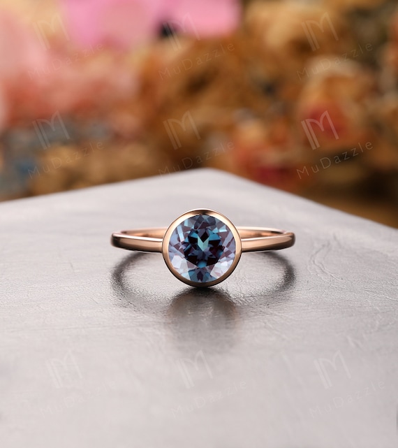 Alexandrite gemstone ring outlet