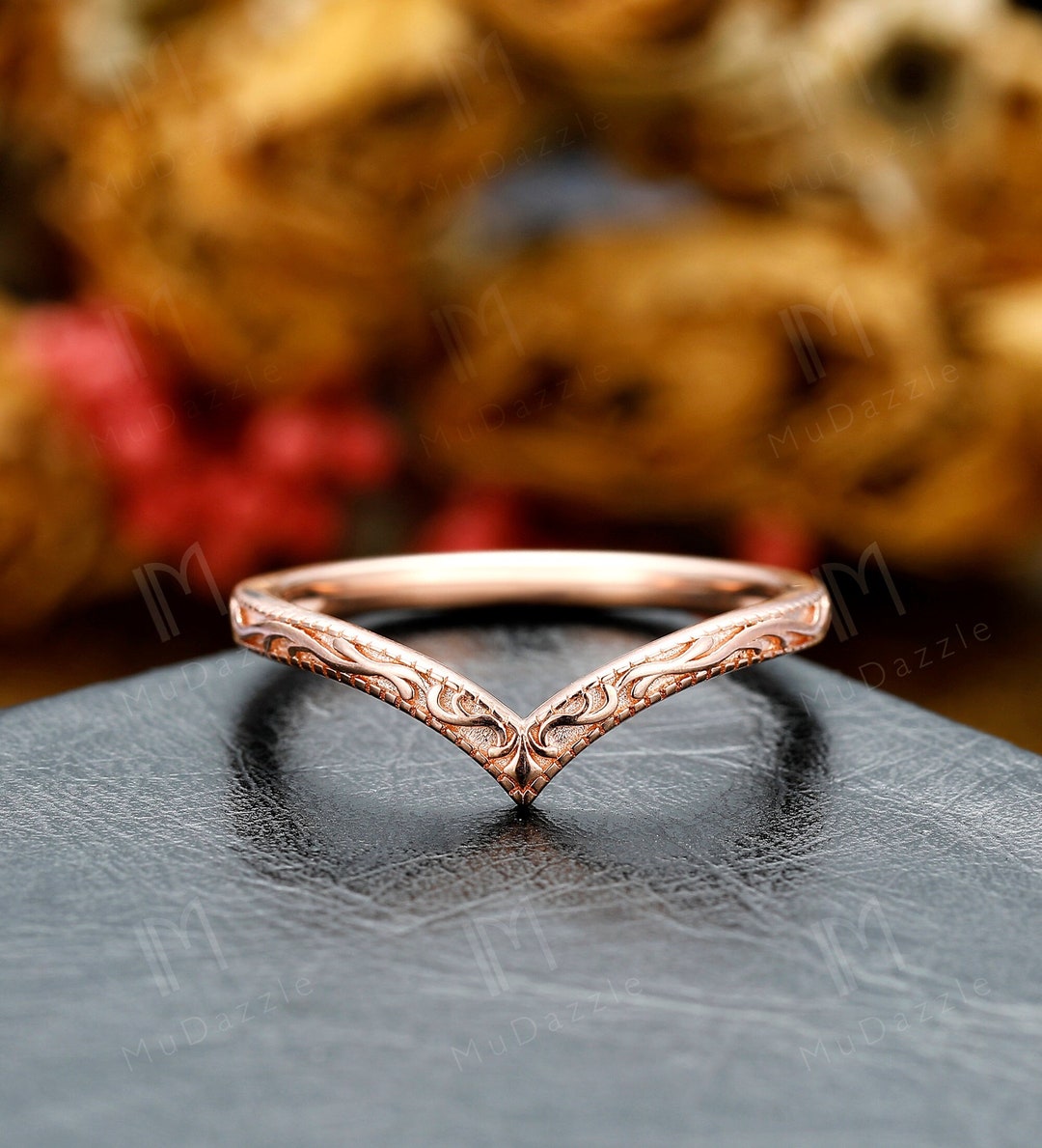 Womens Minimalist Ring for Her// Nature Inspired Contour Wedding Band ...
