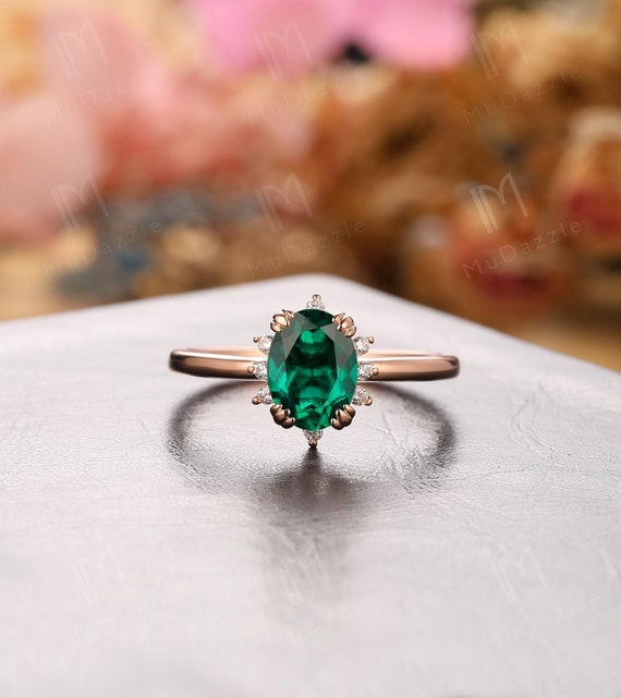 Gorgeous Ring Oval Cut 6x8mm Emerald Engagement Ring Antique