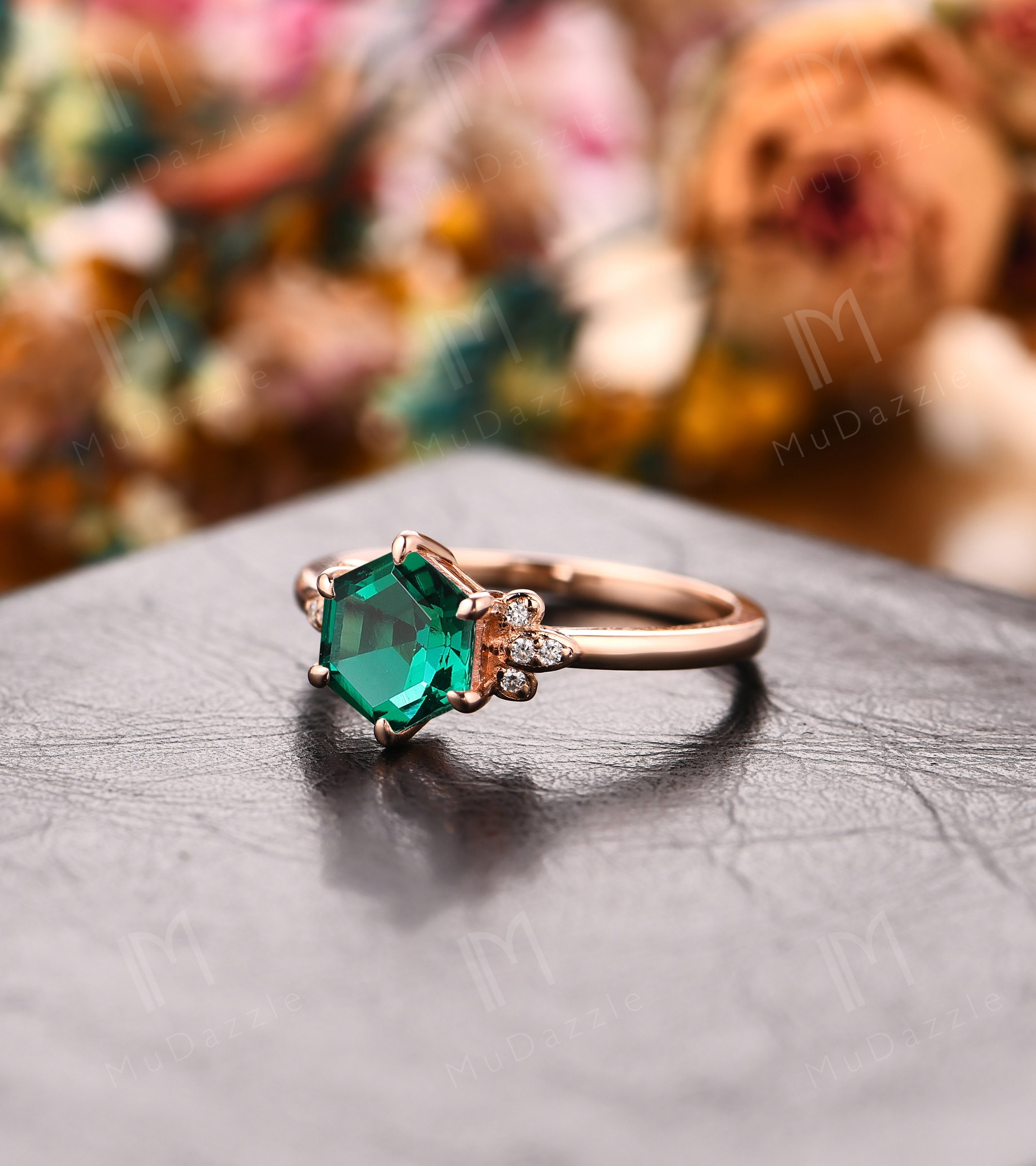 Anillo esmeralda antiguo deals
