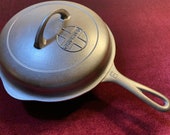 1930 39 s Griswold Button Logo 6 Cast Iron Skillet Lid (mint cond., extremely rare, lid only)